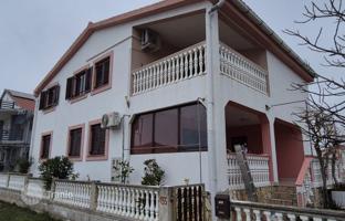 6-bedroom house 200 m² in Privlaka for 380,000 €