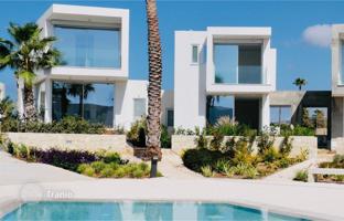 3-bedroom cottage 145 m² in Coral Bay for 690,000 €