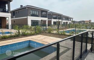 House 300 m² in Döşemealtı for 24,932,000 TRY