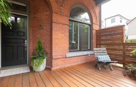 Terraced house – Old Toronto, Toronto, Ontario,  Canada for C$1,465,000