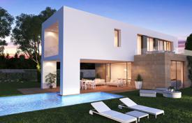 Four room villa 7 minutes from the beach, Alicante, Spain for 875,000 €