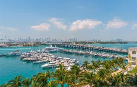 Two-bedroom apartment with city and ocean views in Miami Beach, Florida, USA for $1,185,000