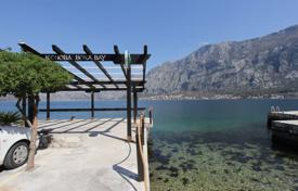 Stone house with a restaurants and an apartment on the promenade of Prčanj, Montenegro for 1,700,000 €