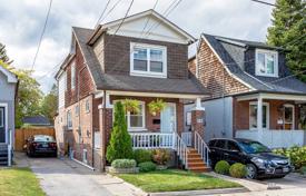 Townhome – East York, Toronto, Ontario,  Canada for C$1,260,000