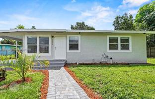 2-bedroom house 91 m² in West Palm Beach for $295,000