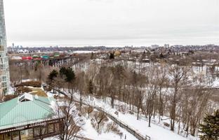 5-bedroom apartment in North York for C$928,000