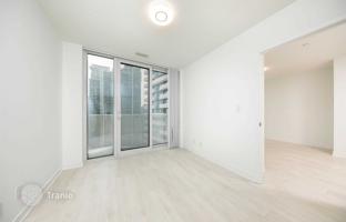 1-bedroom apartment in Harbour Street for C$935,000