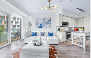5-bedroom apartment in Old Toronto for C$941,000