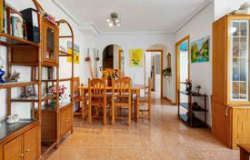 Townhouse with garden, pool, terrace, Torrevieja for 169,000 €
