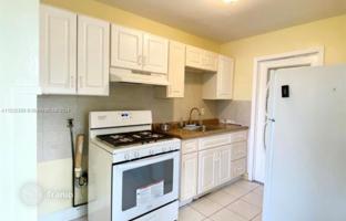2-bedroom house 65 m² in West Palm Beach for $298,000