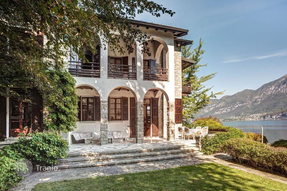 Villa for sale in Bellagio, Italy — listing 1780821