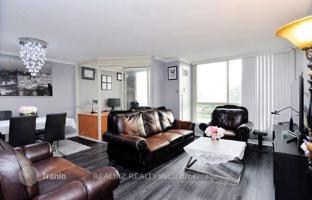 6-bedroom apartment in Etobicoke for C$723,000