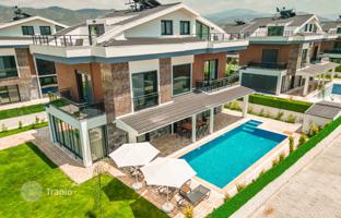4-bedroom villa 250 m² in Fethiye for 47,319,000 TRY