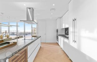 2-bedroom apartments in condo 249 m² in Edgewater (Florida) for $3,800,000