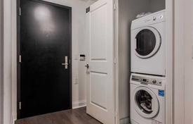 Apartment – Bay Street, Old Toronto, Toronto,  Ontario,   Canada for C$1,208,000