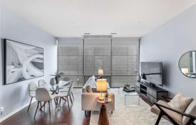 Apartment – Bay Street, Old Toronto, Toronto,  Ontario,   Canada for C$827,000