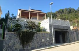 House in Los Pinares for 700,000 €