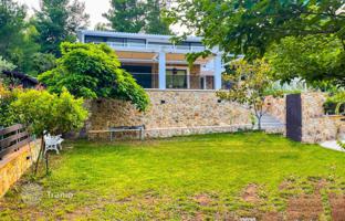 3-bedroom house 131 m² in Agia Paraskevi (Chalkidiki) for 540,000 €