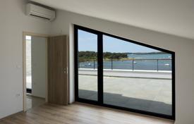 Apartment Poreč, residential and commercial building under construction with apartments and underground garages for 653,000 €