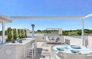 2-bedroom penthouse 150 m² in Torrevieja for 299,000 €