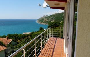 Villa in Promenade des Anglais. Price on request