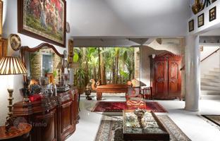 8-bedroom villa 1,000 m² in Sani for 17,000,000 €