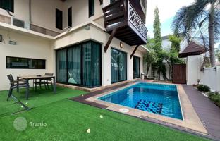 3-bedroom villa 195 m² in Pattaya for $387,000