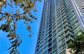 Apartment – Yonge Street, Toronto, Ontario,  Canada for C$735,000