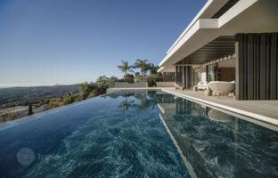 6-bedroom villa 1,367 m² in Sotogrande for 7,900,000 €