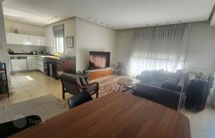 3-bedroom apartment 120 m² in Holon for $1,121,000