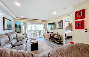 2-bedroom apartment 98 m² in Hallandale Beach for $325,000