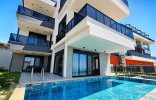 3-bedroom villa 300 m² in Kargicak for 30,985,000 TRY