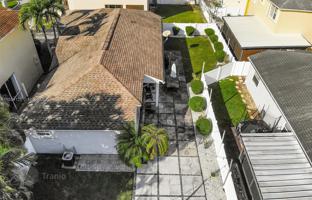 3-bedroom house 155 m² in Pembroke Pines for $550,000