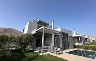 New furnished villa with a swimming pool and a view of the sea, Lagonissi, Greece for 1,550,000 €
