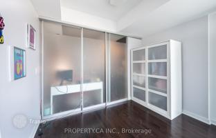 2-bedroom apartment in York Street for C$708,000