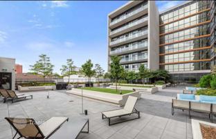5-bedroom apartment in York for C$1,145,000