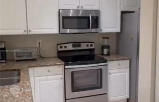 2-bedroom apartments in condo 99 m² in Homestead for $280,000