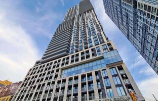 5-bedroom apartment in Jarvis Street for C$825,000