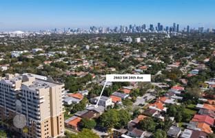 2-bedroom house 195 m² in Miami for $750,000