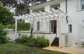 Two-storey villa 100 m from the beach, Forte dei Marmi, Tuscany, Italy. Price on request