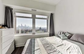 Apartment – Saint Clair Avenue West, Old Toronto, Toronto,  Ontario,   Canada for C$1,035,000