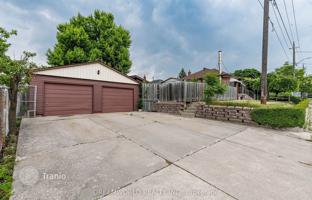8-bedroom house in North York for C$1,557,000