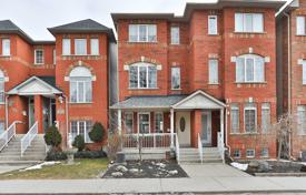 Terraced house – Logan Avenue, Toronto, Ontario,  Canada for C$1,381,000
