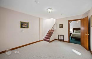 9-bedroom house in Etobicoke for C$2,566,000