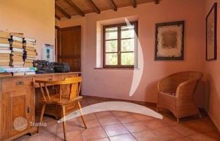 4-bedroom villa 220 m² in Panicale for 730,000 €
