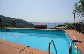 Sea view villa for sale in Ospedaletti for 860,000 €