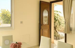 3-bedroom villa 122 m² in Peyia for 475,000 €
