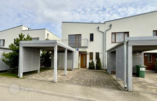5-room house 167 m² in Piņķi for 380,000 €