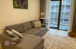 Furnished apartment in a residence with a garden and a meeting room, neat the River Thames, Brentford, London, UK for £440,000
