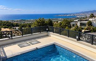 Detached 5+1 luxury sea view villa in Kuşadası on 370 m² plot with private pool, gym, and full Turkish Citizenship eligibility for 22,211,000 TRY